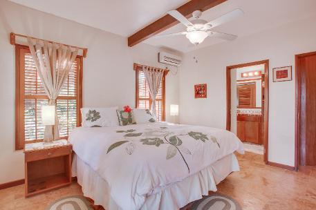 Coral Caye Villa, Guest room, Belize